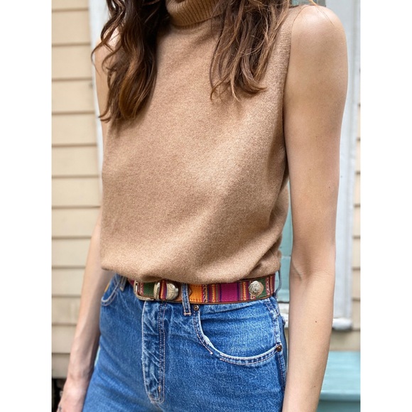 Vintage cashmere sleeveless sweater - Picture 2 of 5